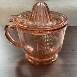 Mid-century pink hazel glass 2 Cup measuring pitcher with matching Reamer by AND